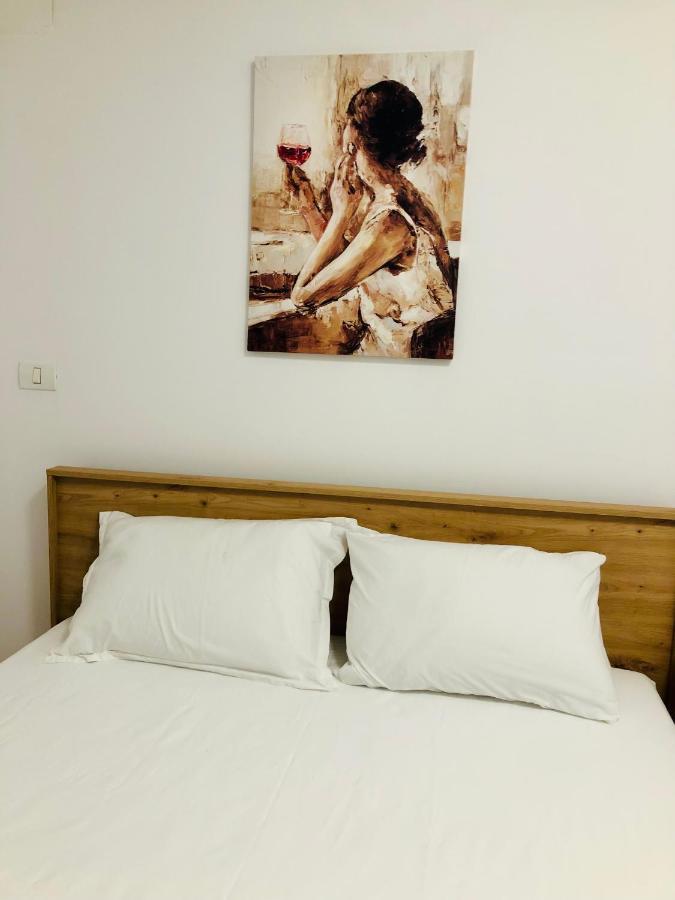 Ultra-Central Modern And Big Apartments In Union Square U41-U44 Timişoara Exterior foto